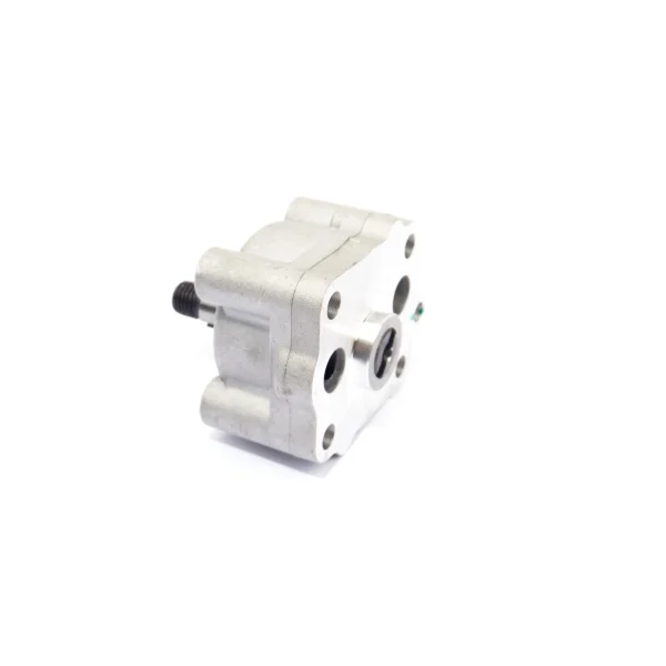Pompa oleju silnikowego Universal M15 | M-25 | M-25XP | M-35 – Nanni 3.90HE | 4.110HE – Renault Marine D950